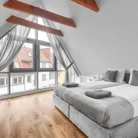 Apartament Gran דירה שצ'צ'ין